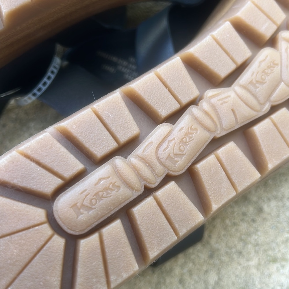 Korks Black Platform Toe Loop Sandals Women's Siz… - image 7